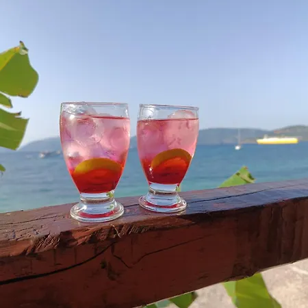 Campsite Karavomilos *