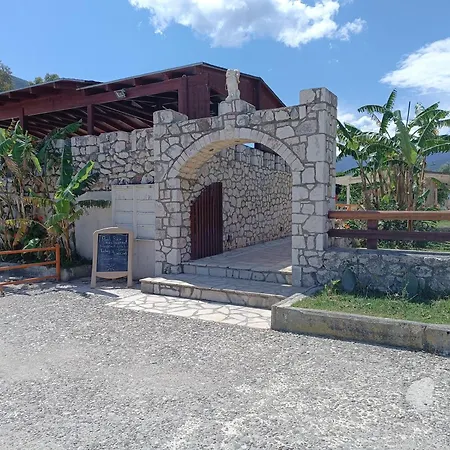 Karavomilos * Sami (Kefalonia)