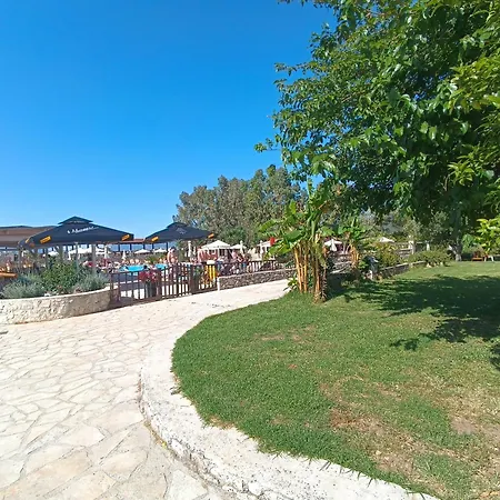 Campingplatz Karavomilos