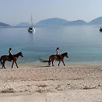 Karavomilos * Sami (Kefalonia)