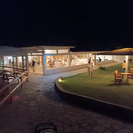 Karavomilos Camping Sami (Kefalonia)